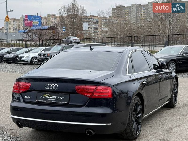 Седан Audi A8 2013 в Киеве