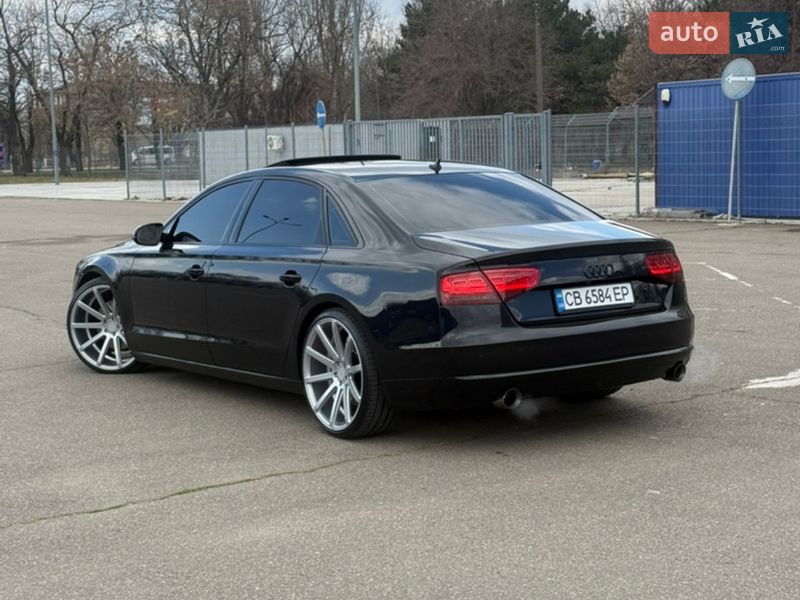 Седан Audi A8 2012 в Николаеве