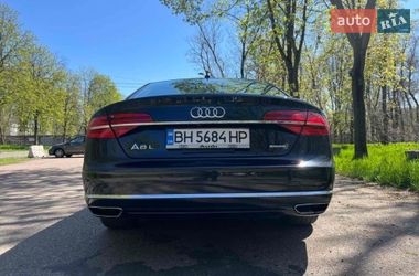 Седан Audi A8 2016 в Одесі