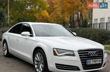 Седан Audi A8 2012 в Южноукраїнську