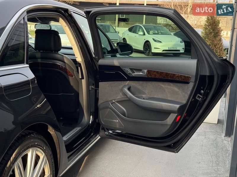 Седан Audi A8 2014 в Рівному фото 73 Седан Audi A8 2014 в Рівному