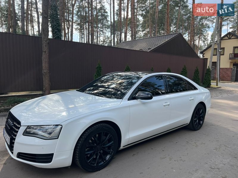 Седан Audi A8 2011 в Києві