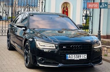 Седан Audi A8 2015 в Киеве