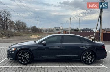 Седан Audi A8 2021 в Виннице