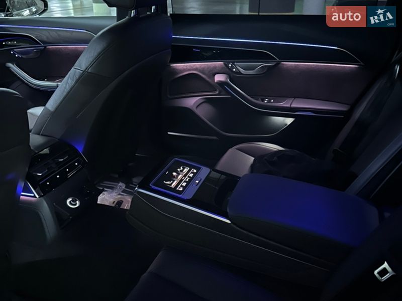 Седан Audi A8 2020 в Киеве