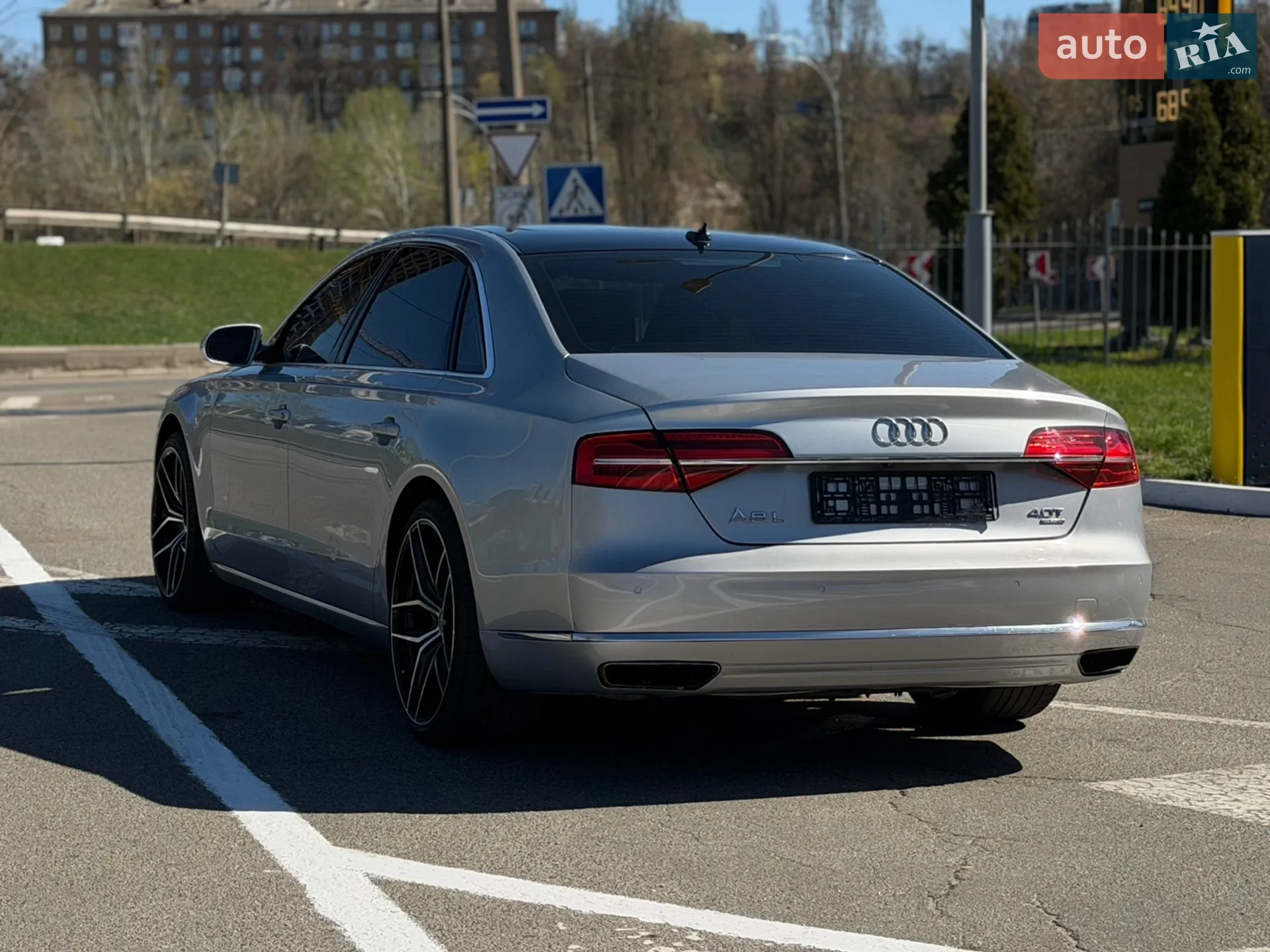 2015 Audi A8 - мініатюра 7