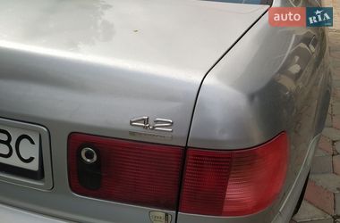 Седан Audi A8 1997 в Чернівцях