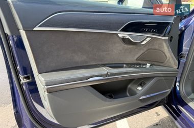 Седан Audi A8 2018 в Києві фото 33 Седан Audi A8 2018 в Києві