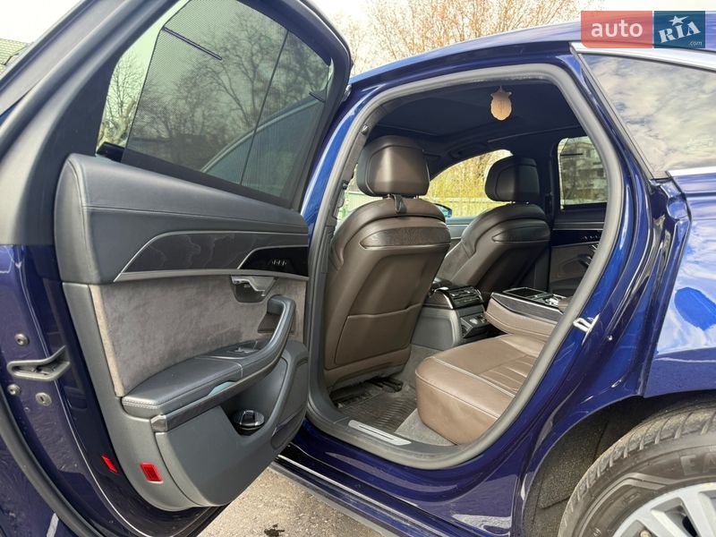 Седан Audi A8 2018 в Києві фото 52 Седан Audi A8 2018 в Києві