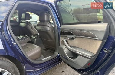 Седан Audi A8 2018 в Києві фото 56 Седан Audi A8 2018 в Києві