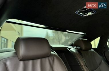 Седан Audi A8 2021 в Львове