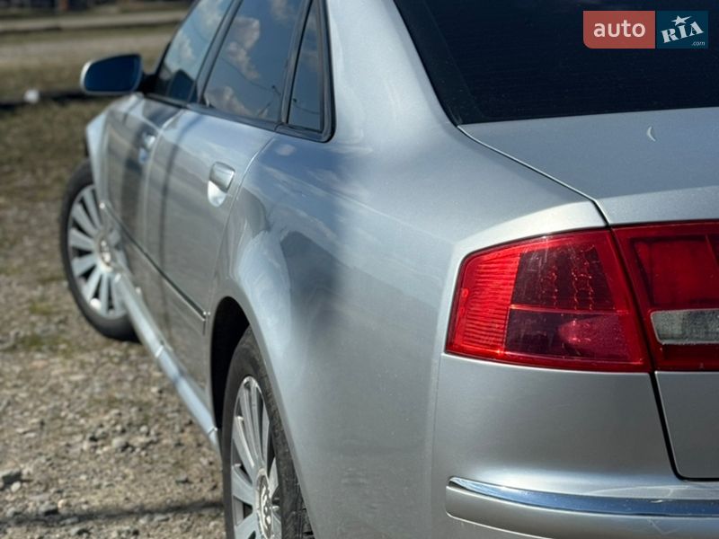 Седан Audi A8 2007 в Львові