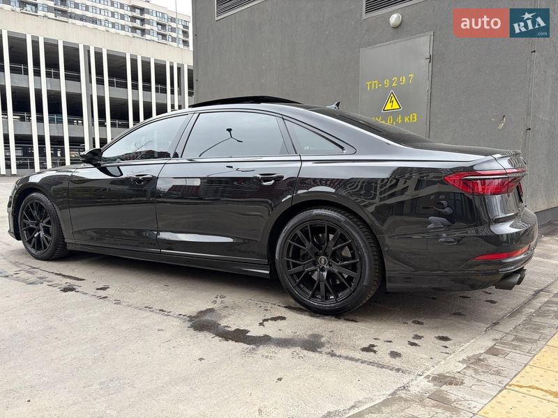Седан Audi A8 2020 в Києві