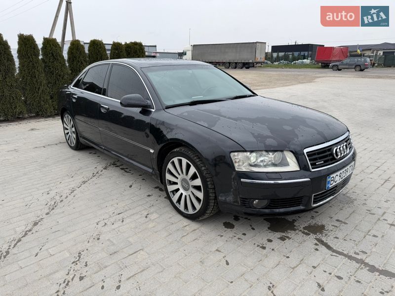 Седан Audi A8 2004 в Львові