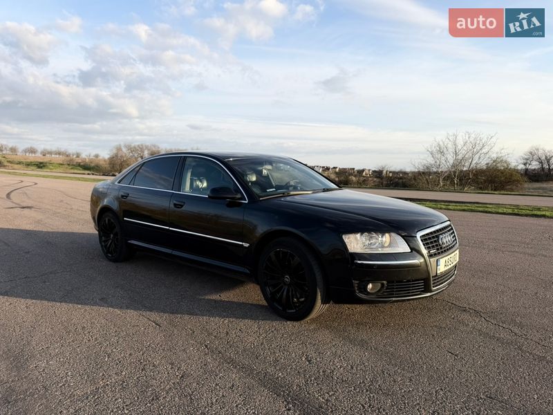 Седан Audi A8 2007 в Одессе