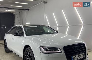 Седан Audi A8 2012 в Львове