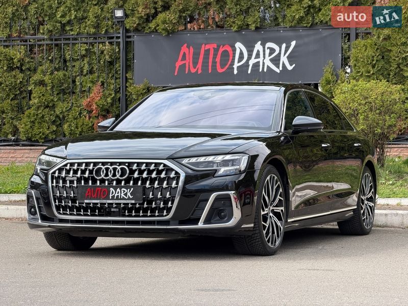 Седан Audi A8 2022 в Киеве