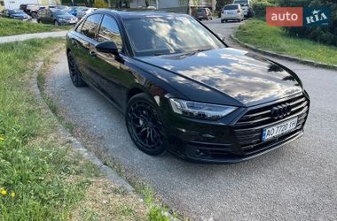 Седан Audi A8 2018 в Ужгороде
