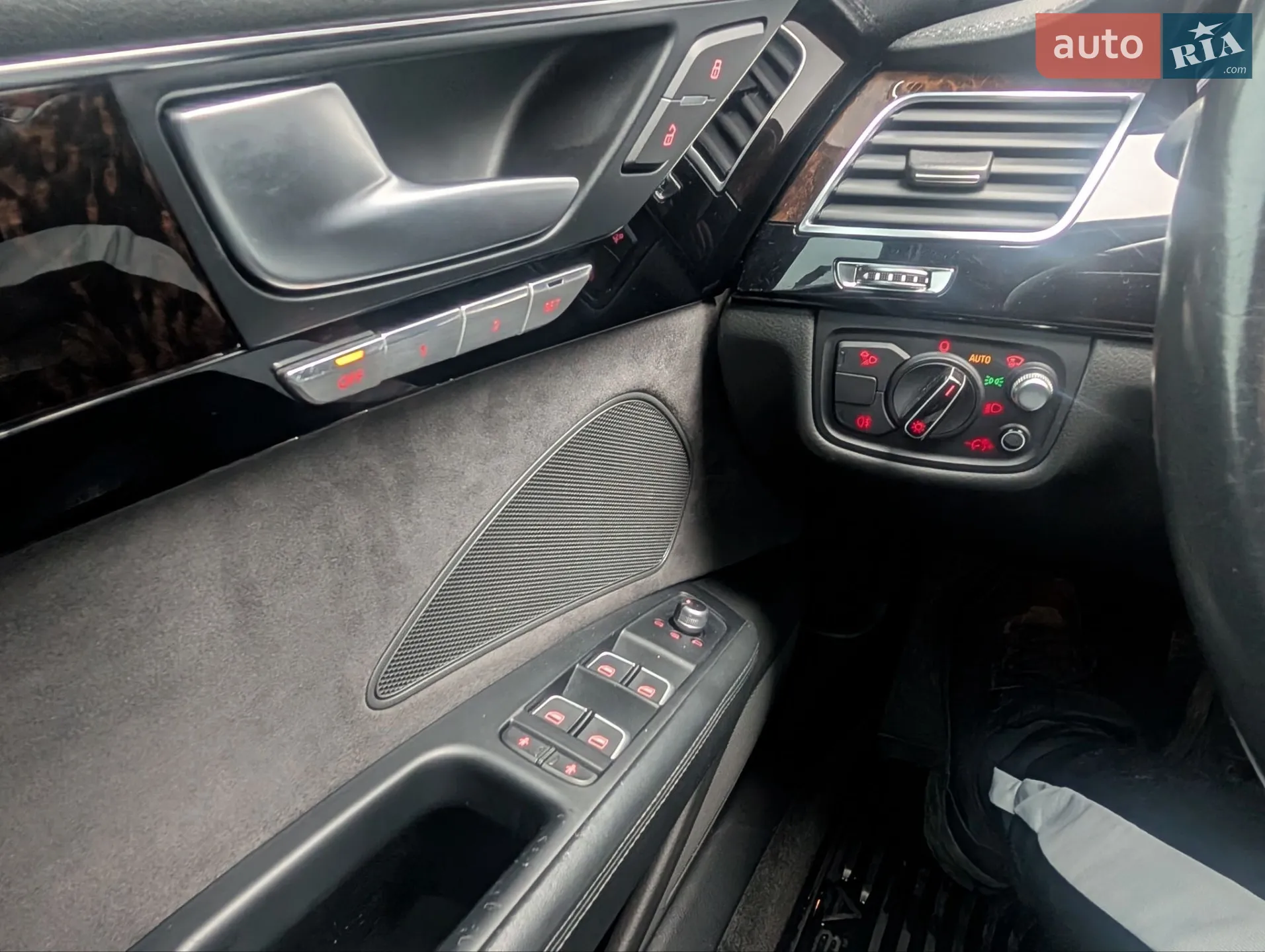 2014 Audi A8 - мініатюра 32
