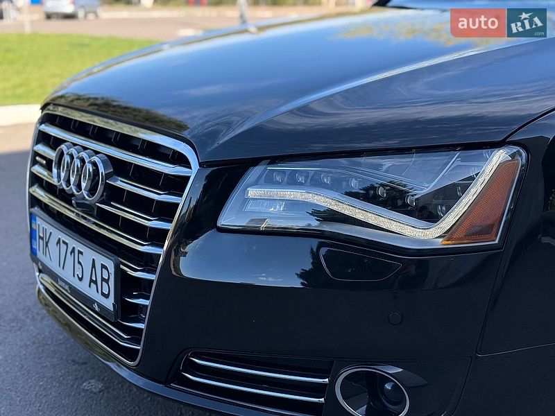 Седан Audi A8 2013 в Рівному