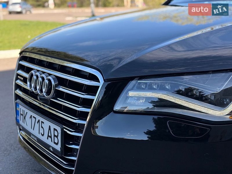 Седан Audi A8 2013 в Рівному