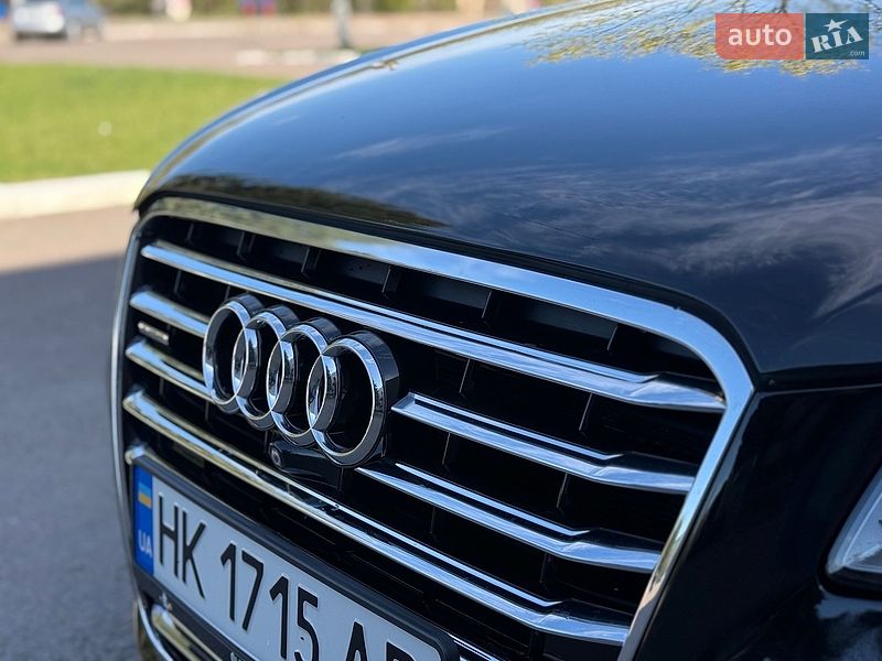 Седан Audi A8 2013 в Рівному