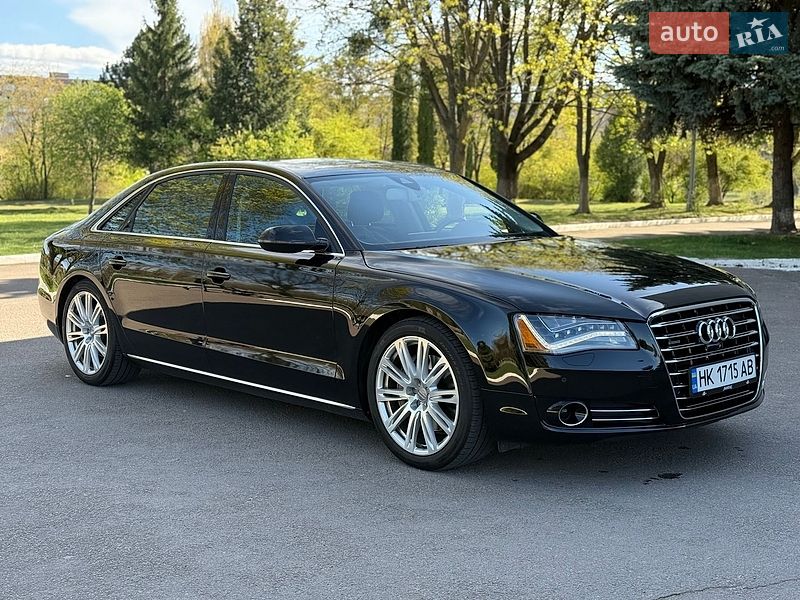Седан Audi A8 2013 в Рівному