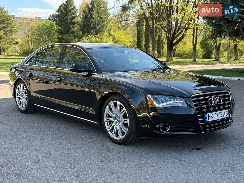 Седан Audi A8 2013 в Рівному