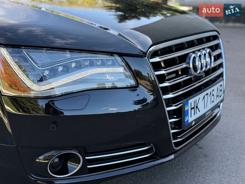 Седан Audi A8 2013 в Рівному