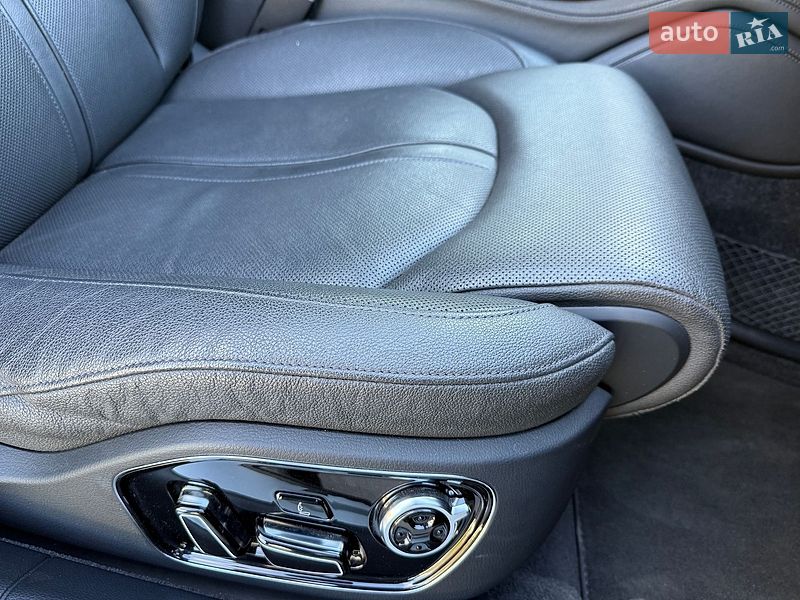Седан Audi A8 2013 в Рівному