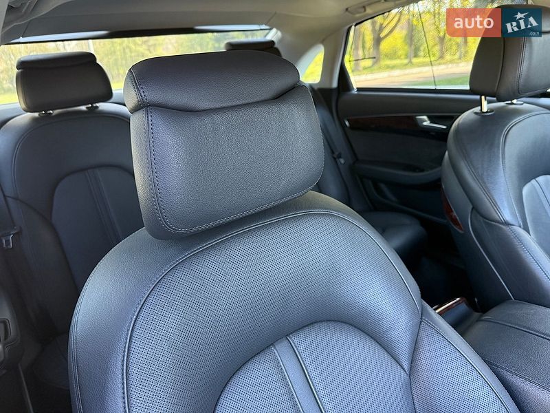 Седан Audi A8 2013 в Рівному