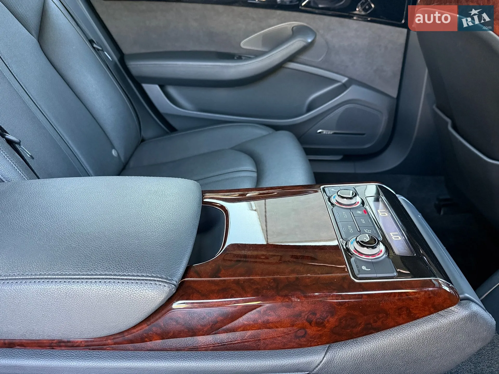 2013 Audi A8 - мініатюра 64