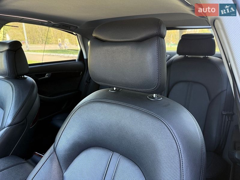 Седан Audi A8 2013 в Рівному