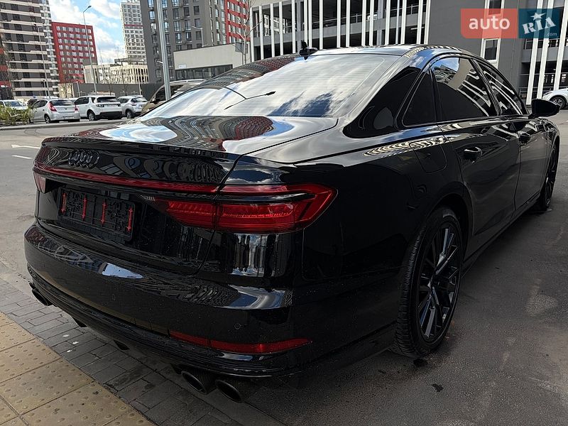 Седан Audi A8 2020 в Києві