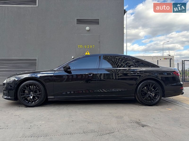 Седан Audi A8 2020 в Києві