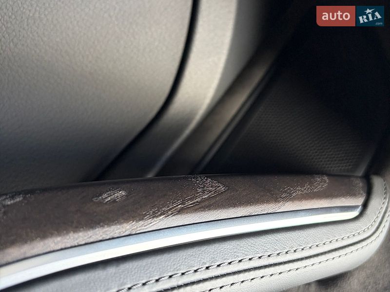 Седан Audi A8 2020 в Києві
