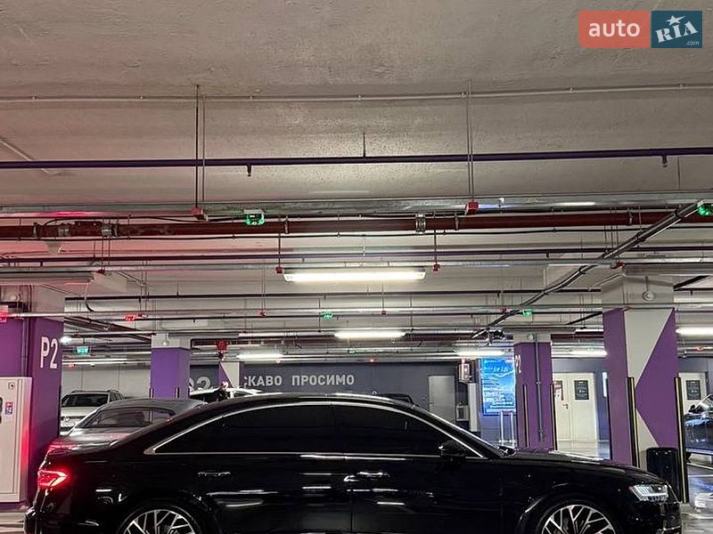 Седан Audi A8 2020 в Киеве