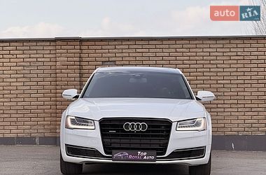 Седан Audi A8 2016 в Кривом Роге