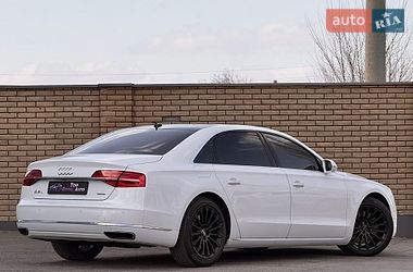 Седан Audi A8 2016 в Кривом Роге