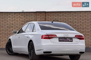 Седан Audi A8 2016 в Кривом Роге