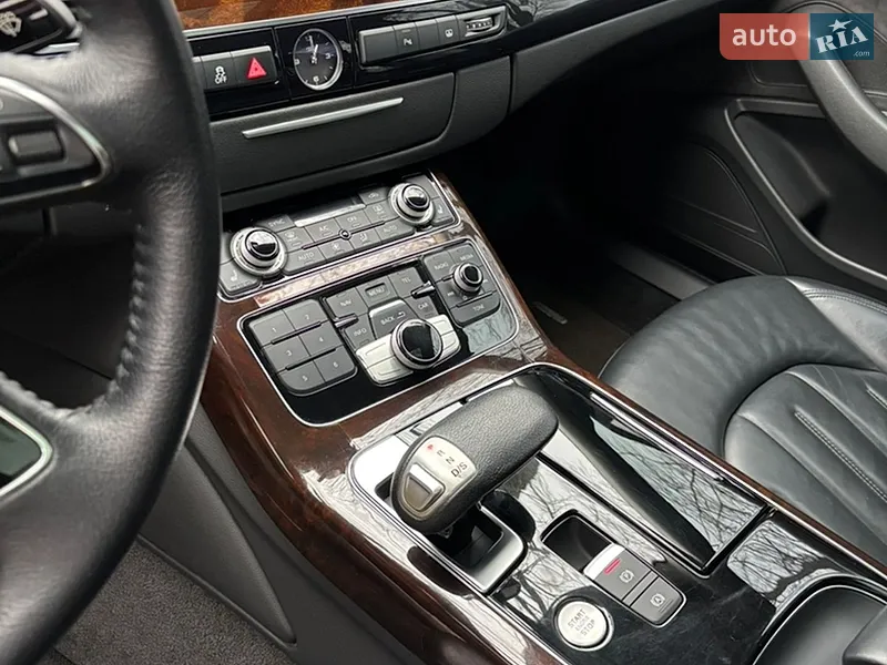 Audi A8 2017 VIN WAUZZZ4H4HN012357 фото оголошення 3 з 48