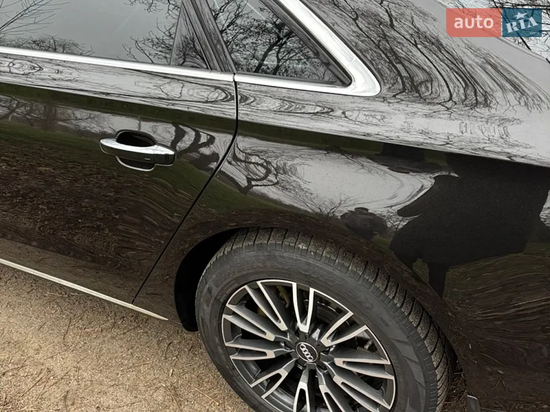 Audi A8 2017 VIN WAUZZZ4H4HN012357 фото оголошення 17 з 48