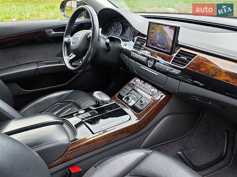 Седан Audi A8 2017 в Києві