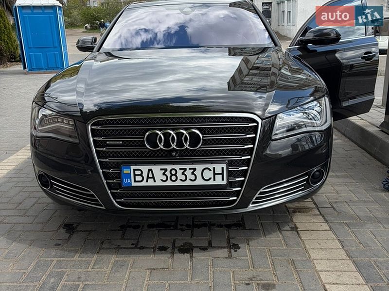 Audi A8 2012