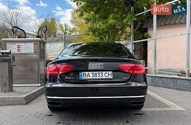 Седан Audi A8 2012 в Кропивницькому