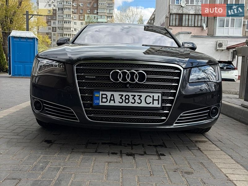 Седан Audi A8 2012 в Кропивницькому