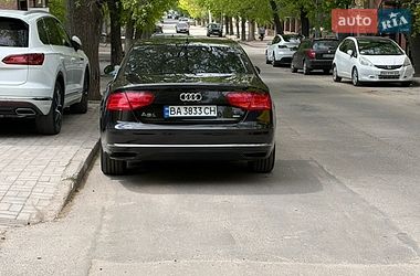 Седан Audi A8 2012 в Кропивницькому