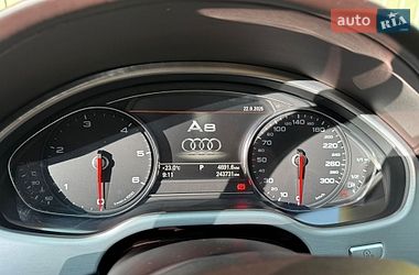 Седан Audi A8 2012 в Кропивницькому