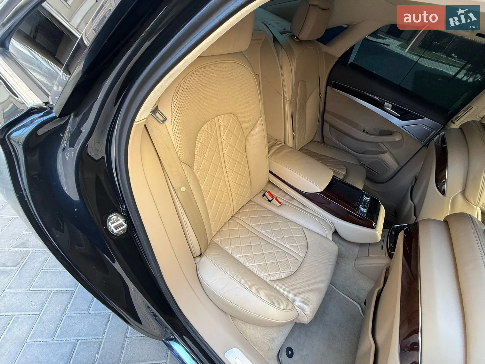 2010 Audi A8 - мініатюра 98