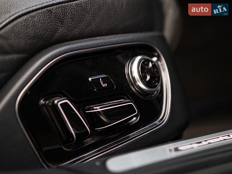 Седан Audi A8 2016 в Кропивницком